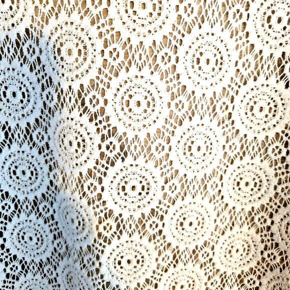 Liz Claiborne Women's Shirt Medium M White Lace Top Blouse Misses size 8 10 - Picture 4 of 6